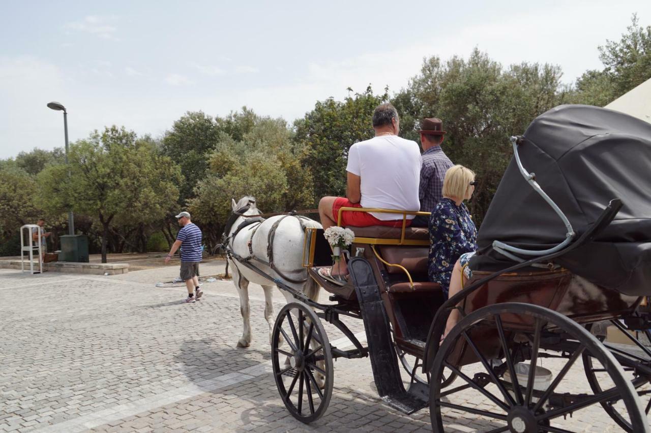 ★ Plaka, Center Of All Greek Legends ★ เอเธนส์ ภายนอก รูปภาพ